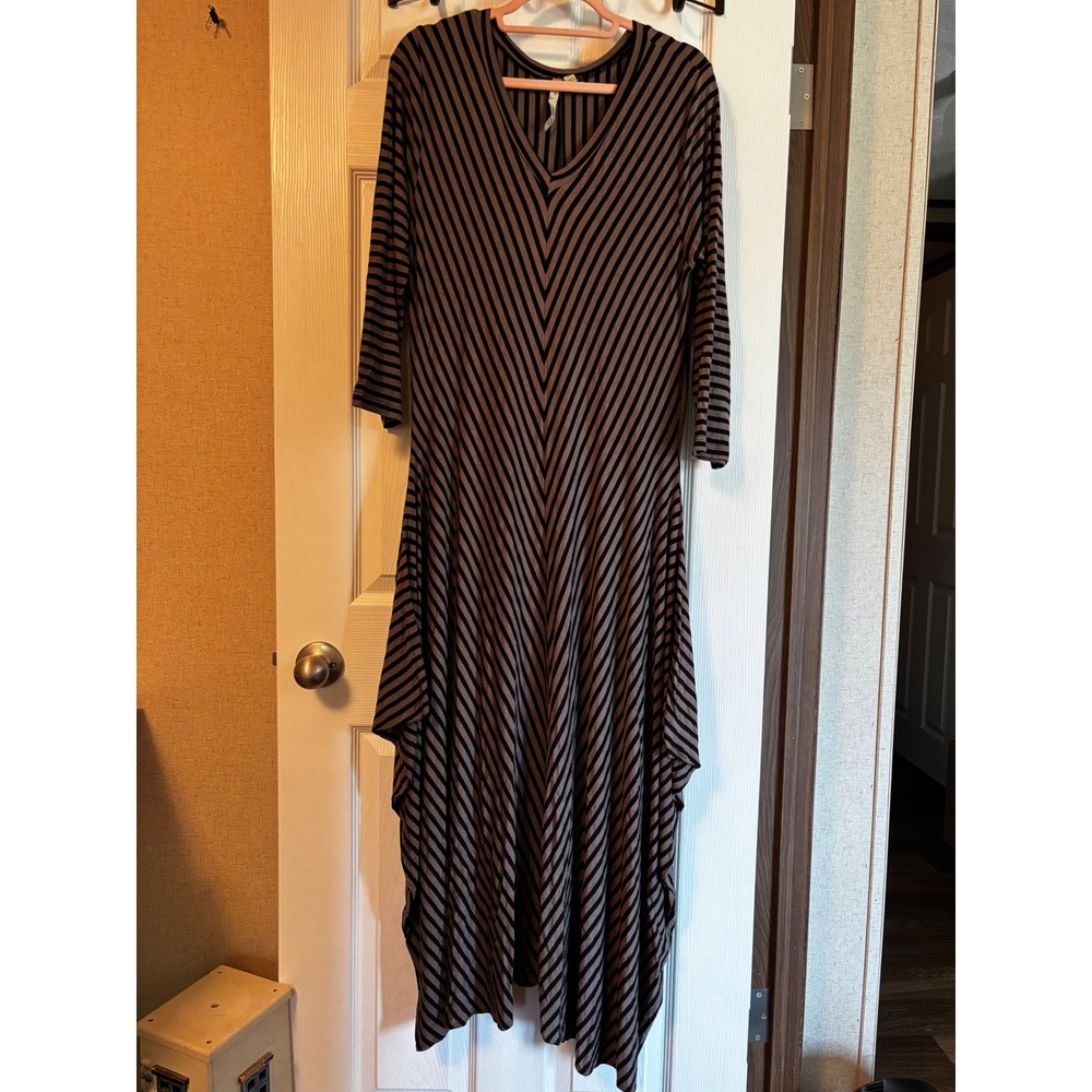 Comfy USA Striped Handkerchief Hem Maxi Dress Brown Black V-Neck XL M361